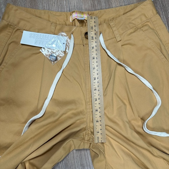 Urban Outfitters Laura Pleated Wide Leg Trousers. - Picture 13 of 15